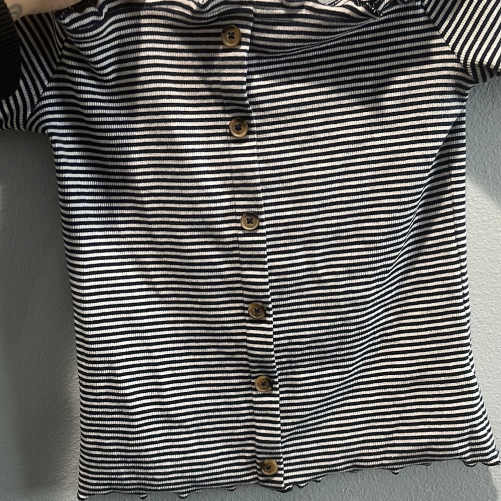 Short sleeve shirt